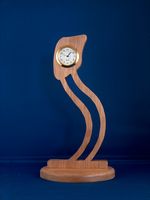 web_tn/tn_Curvey_Clock.JPG